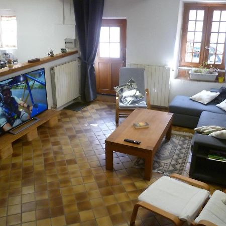 Une Maison Dans Le Village Ribiers Ngoại thất bức ảnh