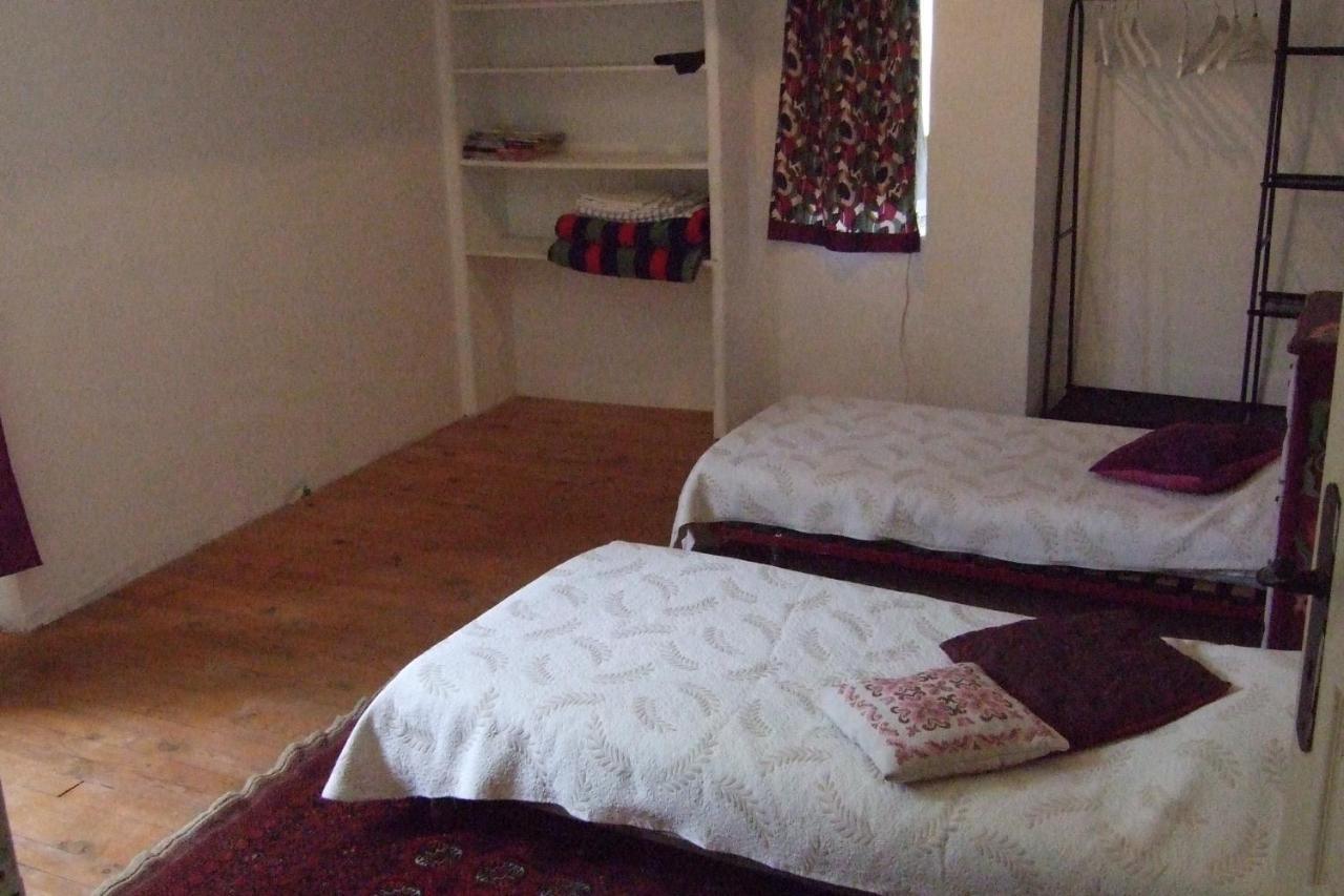 Une Maison Dans Le Village Ribiers Ngoại thất bức ảnh